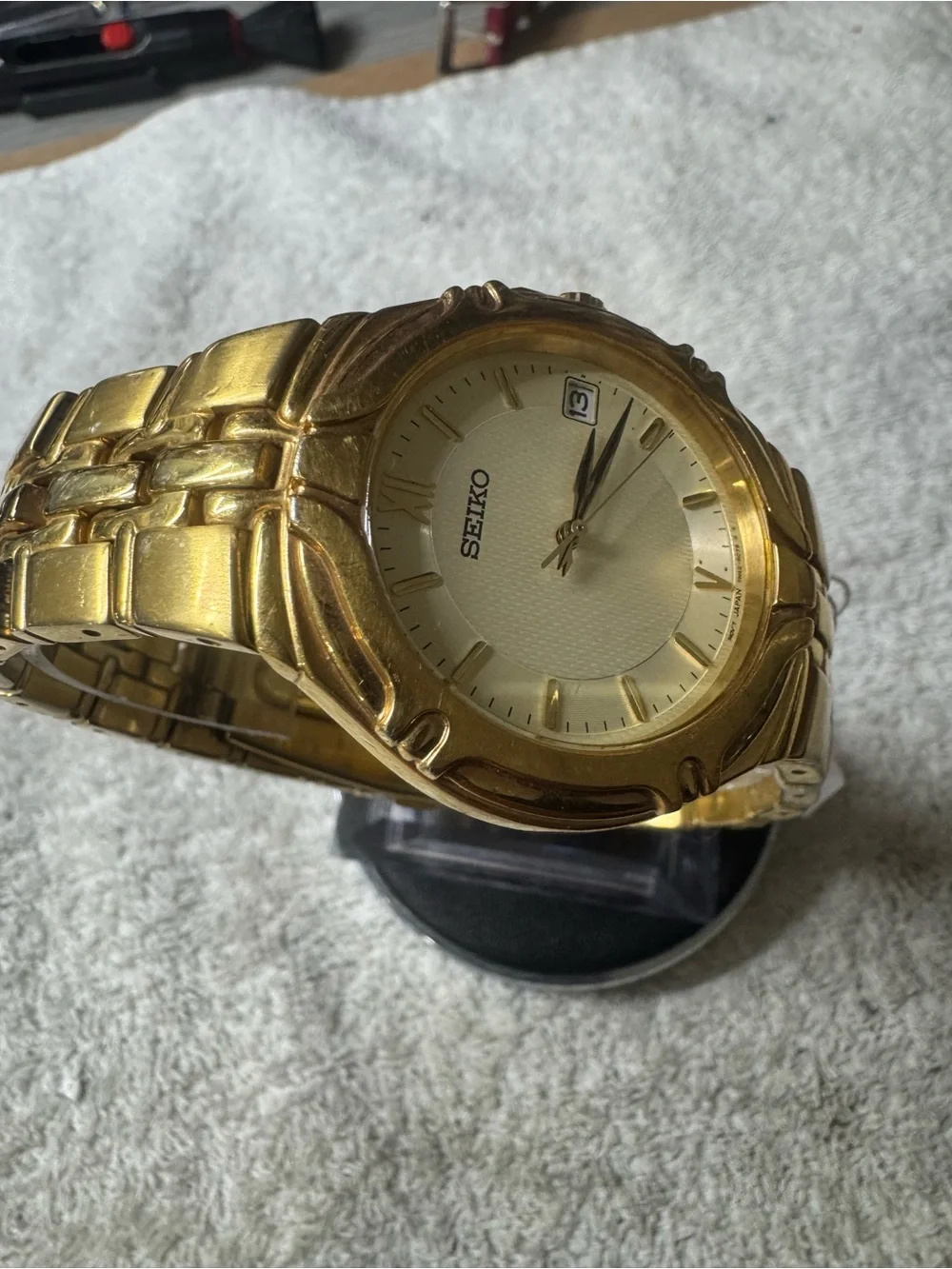 Seiko Gold Tone Analog Watch with Date